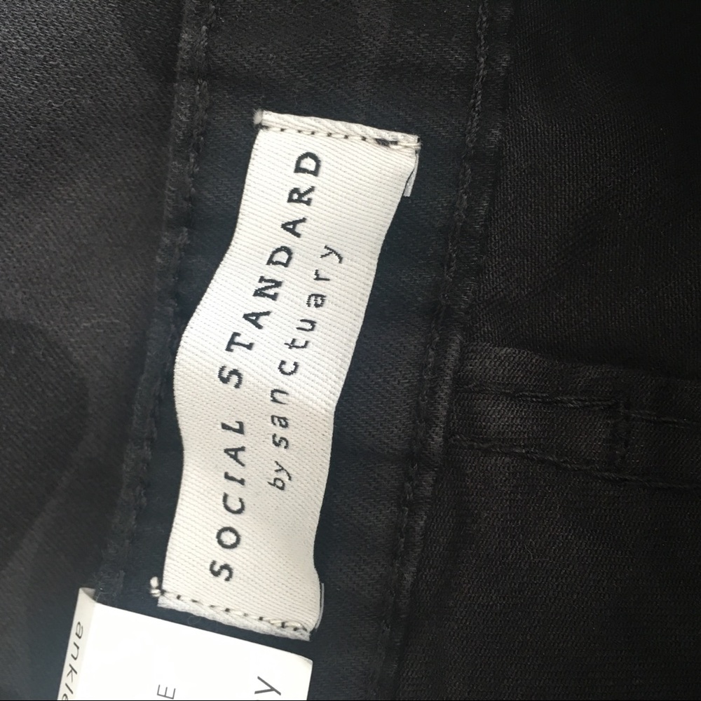 Social Standard by Sanctuary Skinny Ankle Jean Camo 4 - Picture 8 of 9